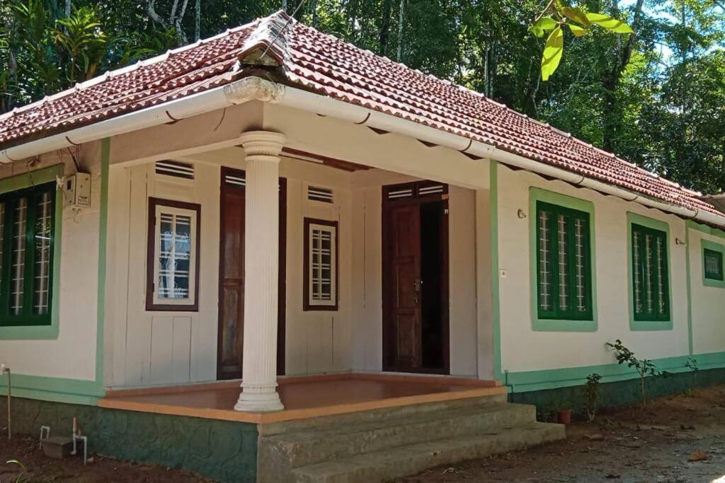 Coffee Camp Home Stay With Tree House Kattappana Esterno foto